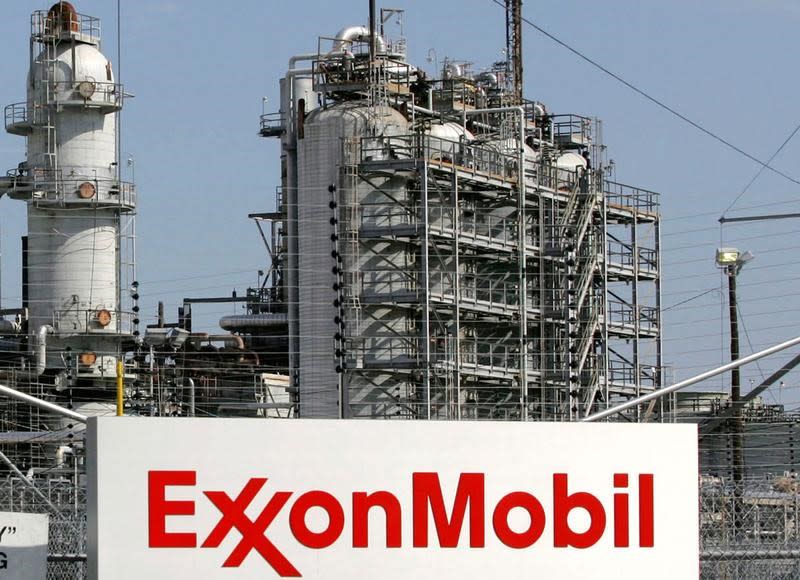 Ahead of Exxon's annual meeting, climate activists gain ground