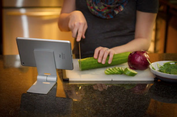 Leaf Mount iPad/iPhone stand