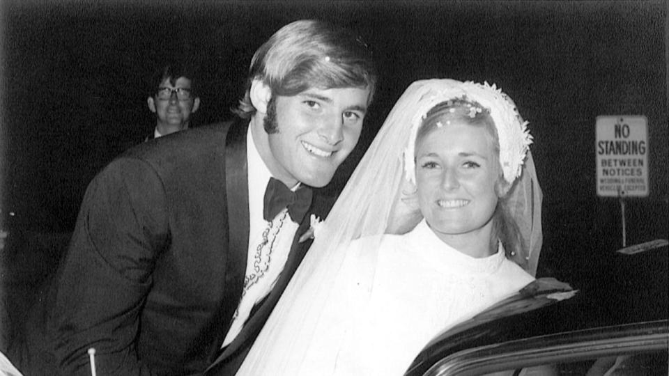 undated copy of the wedding of Chris Dawson and Lynnette (Lynette) Joy (née Simms ??) - Lynnette disappeared in 1982, she was 34 - an inquest found Chris suspected of murder. Crime, Queensland, Weddings, Portrait Photo