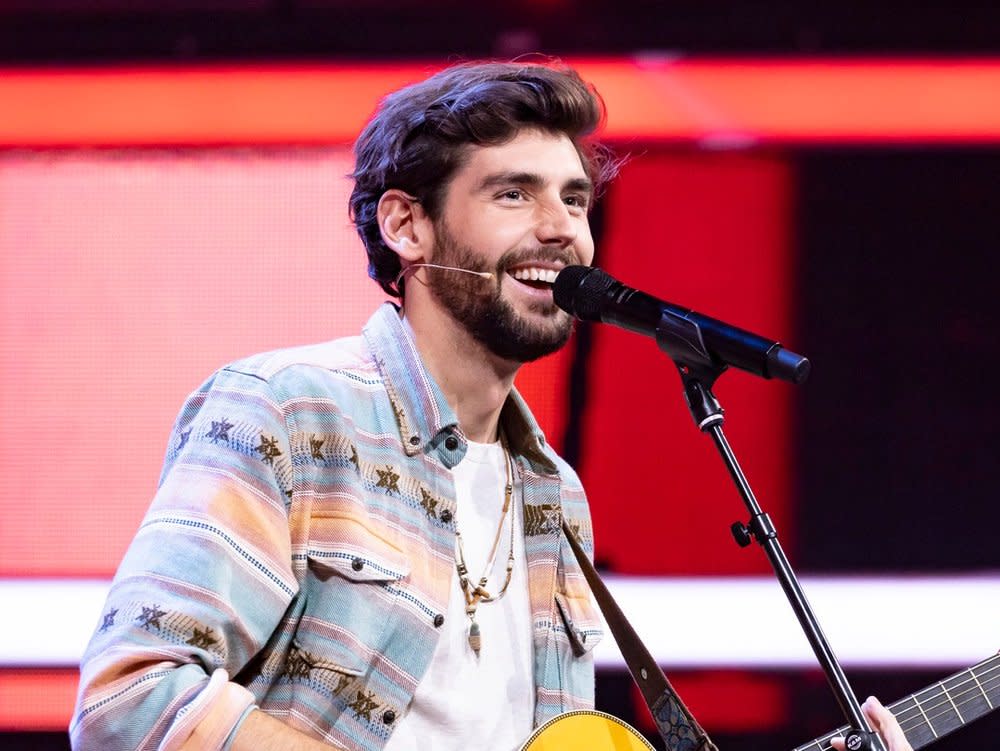 Alvaro Soler wird das Rateteam von "The Masked Singer" unterstützen. (Bild: ProSieben/Richard Hübner)