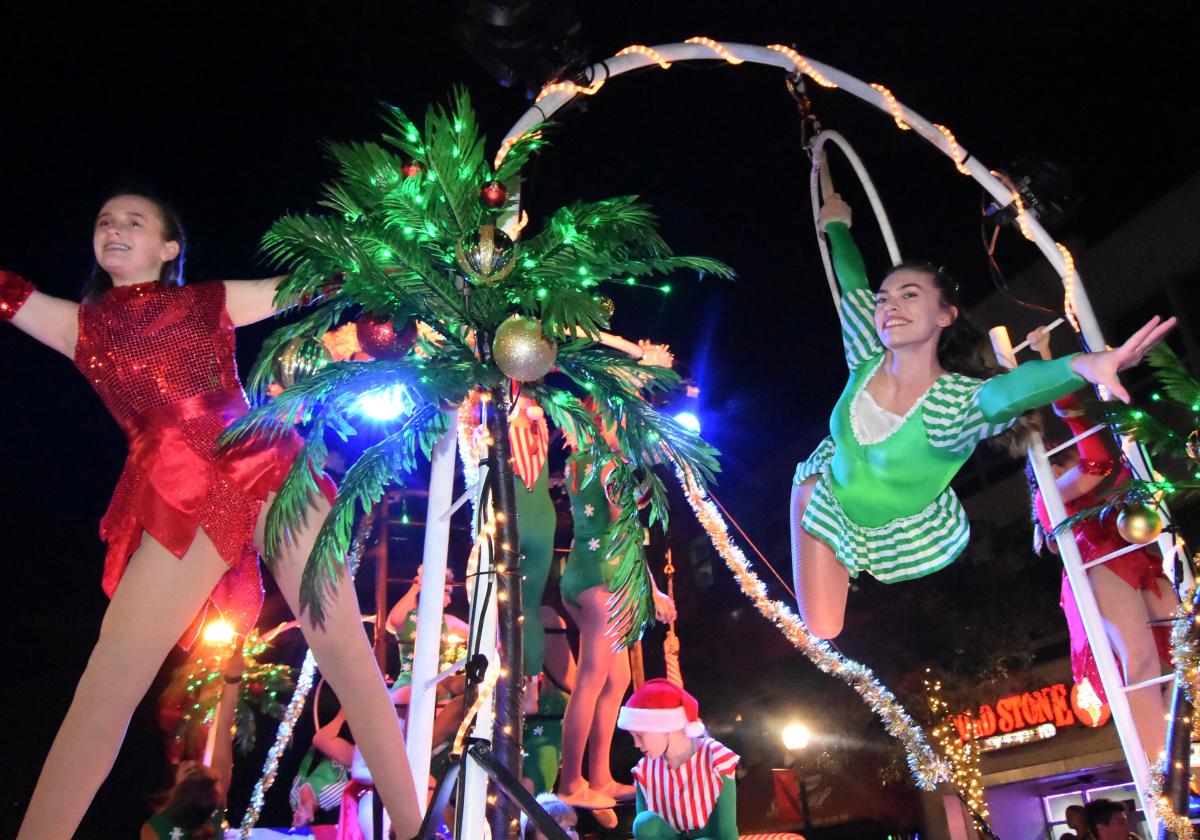 Sarasota Holiday Parade to celebrate its silver anniversary on Saturday