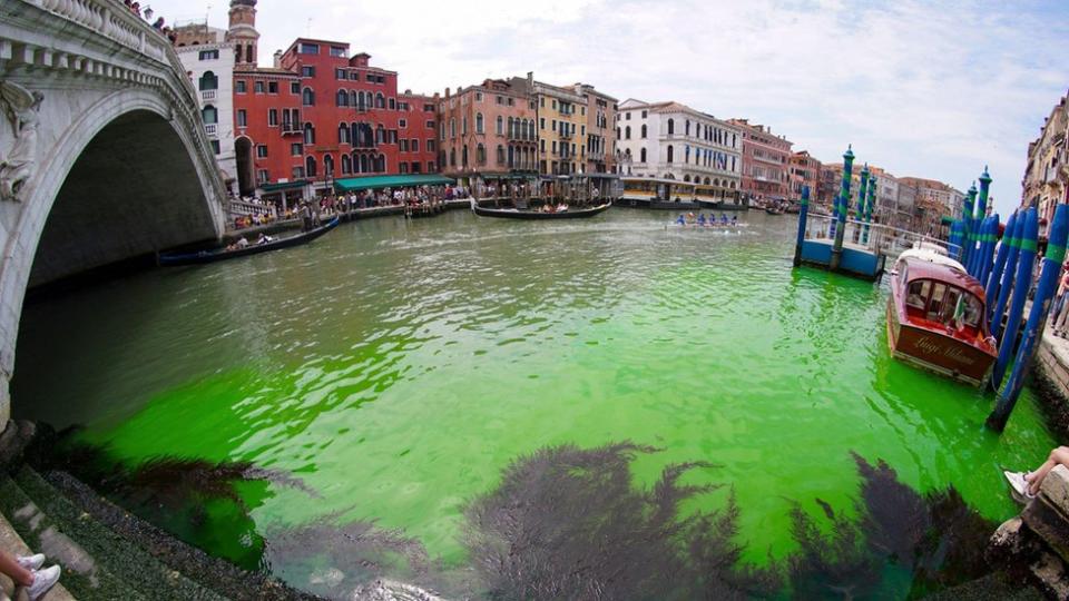 El puente Rialto en Venecia.