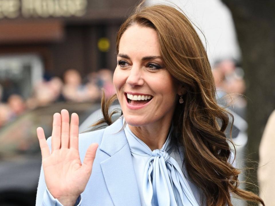 Prinzessin Kate ist am Hof und im Volk beliebt. (Bild: imago/i Images)