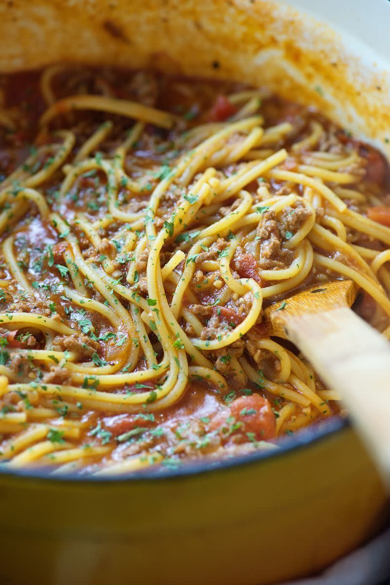 <p>The less dishes to wash, the better.</p><p>Get the <a href="https://www.delish.com/uk/cooking/recipes/a32751555/one-pot-spaghetti-recipe/" rel="nofollow noopener" target="_blank" data-ylk="slk:One Pot Spaghetti Bolognese;elm:context_link;itc:0;sec:content-canvas" class="link ">One Pot Spaghetti Bolognese</a> recipe.</p>