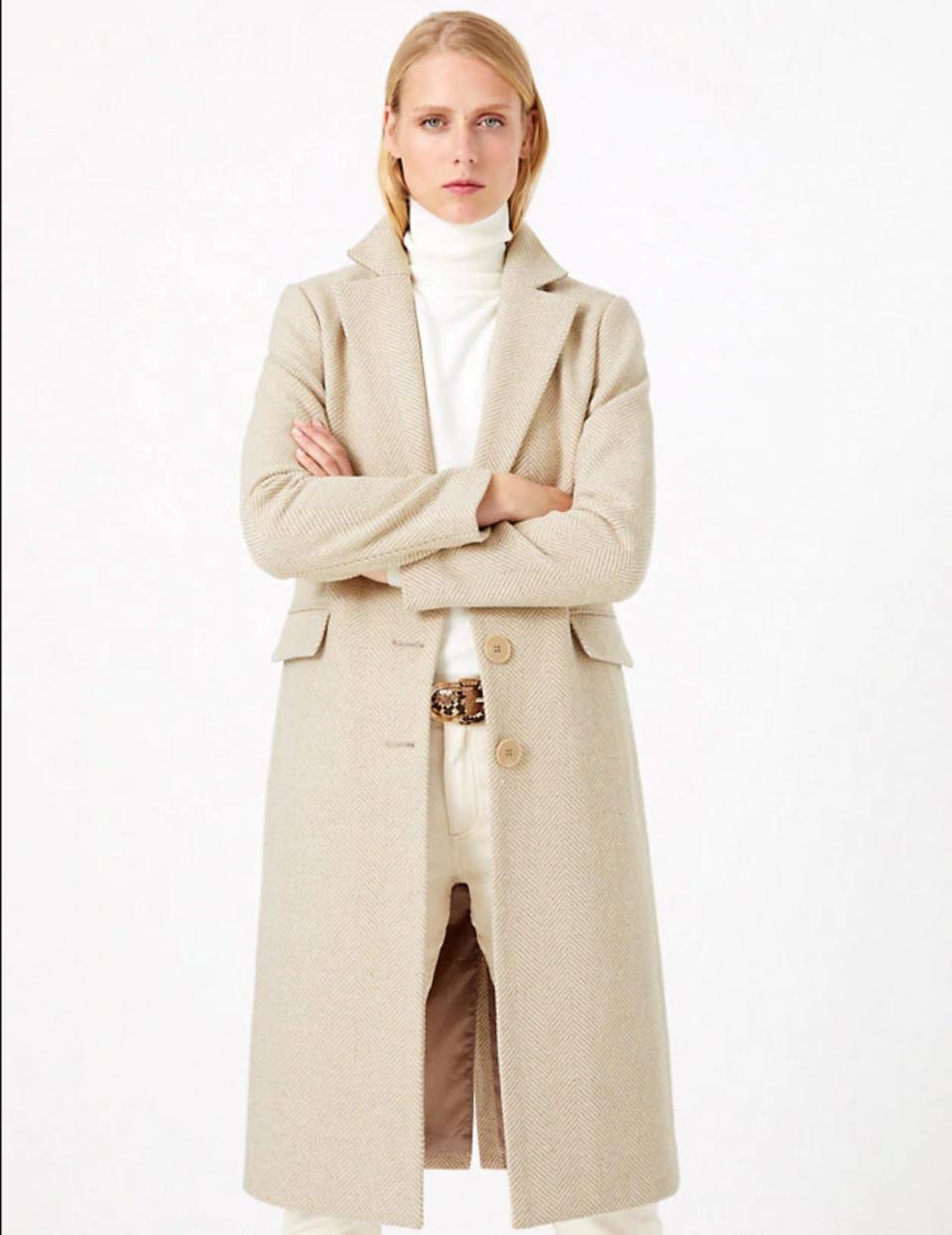 Get the <a href="https://www.marksandspencer.com/us/wool-blend-tailored-herringbone-coat/p/P60272264.html?gclid=EAIaIQobChMI677C2a-B5wIVlY7ICh3y0wkIEAQYDCABEgJchfD_BwE&amp;ef_id=XMDAPwAAAIrLIAFr%3A20200113200439%3As&amp;extid=ps_ggl_4PS_US_Shopping_Smart&amp;gclsrc=aw.ds" target="_blank" rel="noopener noreferrer">Marks &amp; Spencer wool blend tailored herringbone coat for $89</a>