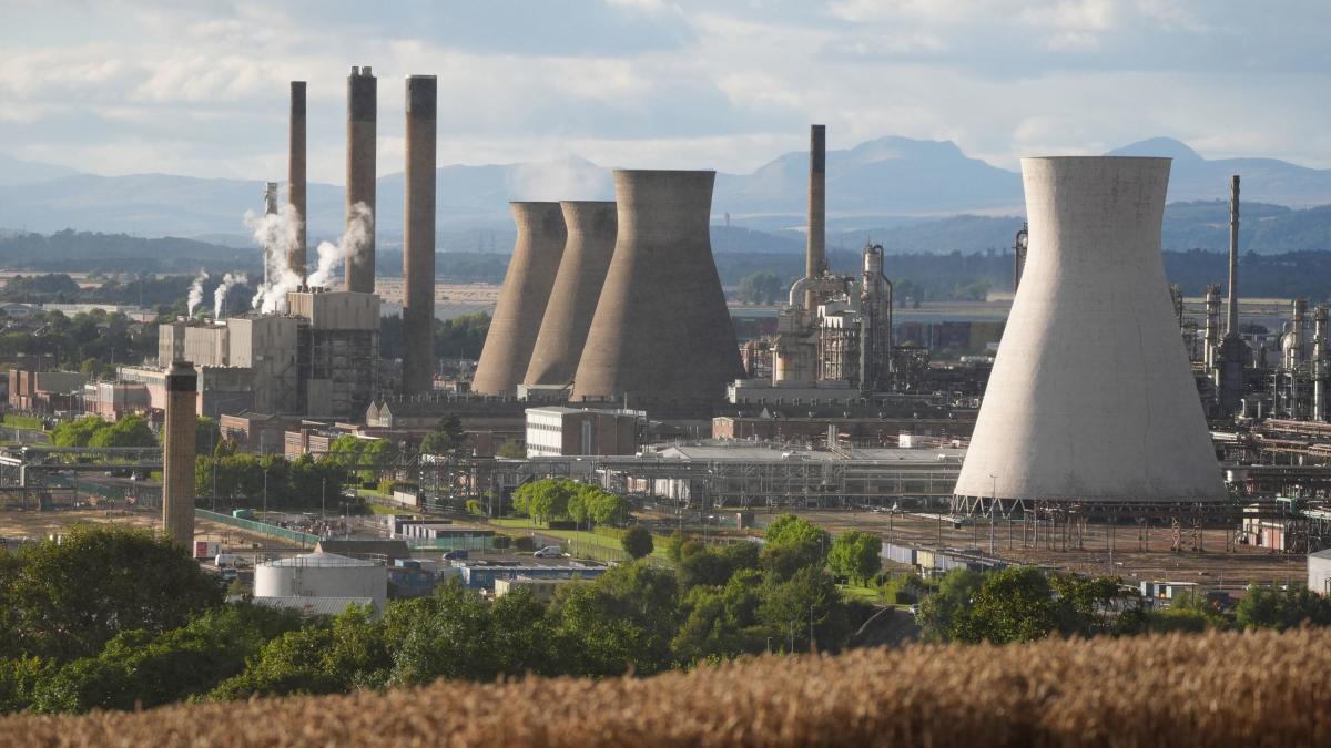 Governments hopeful of new jobs for Grangemouth workers