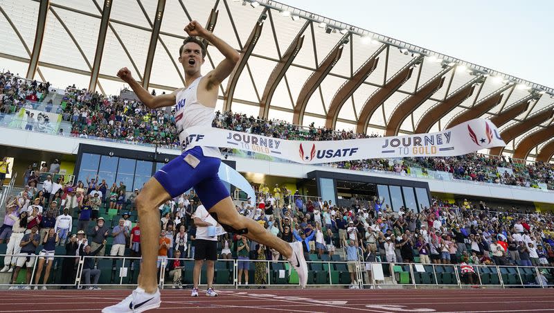 Kenneth Rooks crosses the finish line to win the men’s 3000 meter steeplechase final during the U.S. track and field championships in Eugene, Ore., Saturday, July 8, 2023. (AP Photo/Ashley Landis)