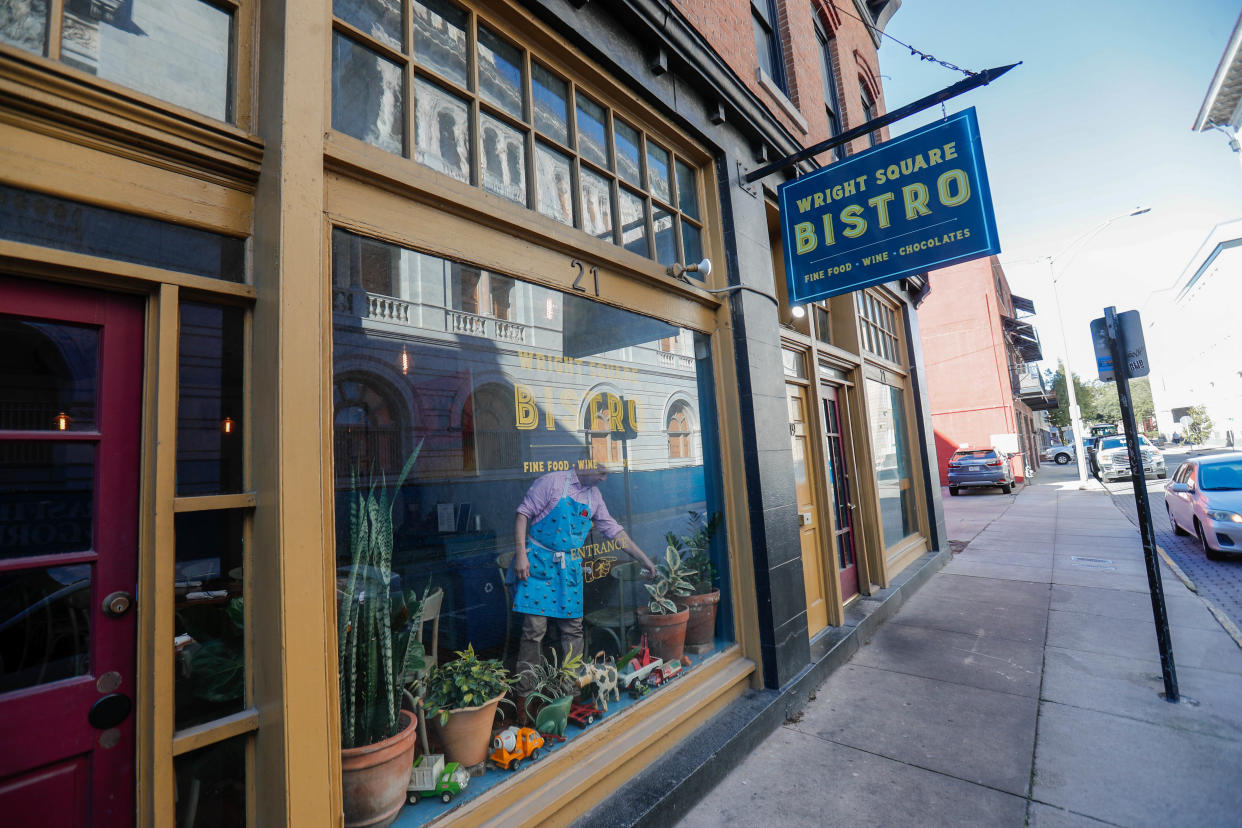 Wright Square Bistro is across from the US Courthouse, which is currently undergoing a major remodel. Traffic has been impeded around a portion of Wright Square and along Whitaker Street for months.