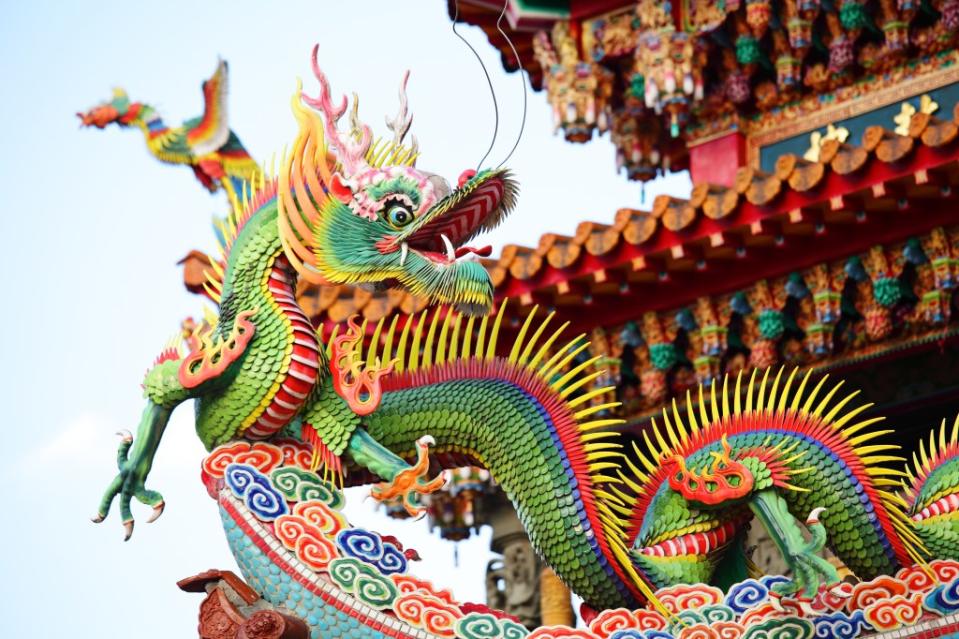 The nodes of the moon are known as the head and tail of the dragon. leungchopan – stock.adobe.com