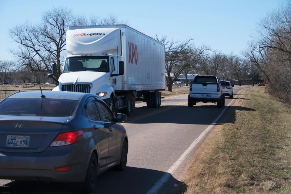 State Highway 66 is shown west of Anderson Road in Arcadia. The two-lane road has no shoulders for vehicle pull-offs or emergencies. A traffic map from the Association of Central Oklahoma Governments shows the road carries an average of 7.400 vehicles a day.