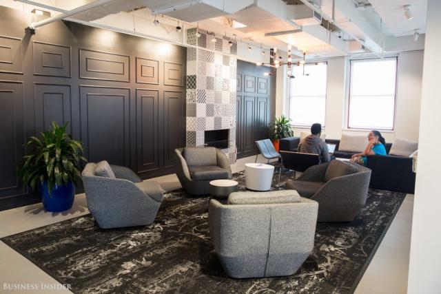 Tour LinkedIn's New York Office in the Empire State Building