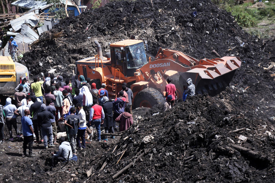 Garbage dump landslide in Ethiopia