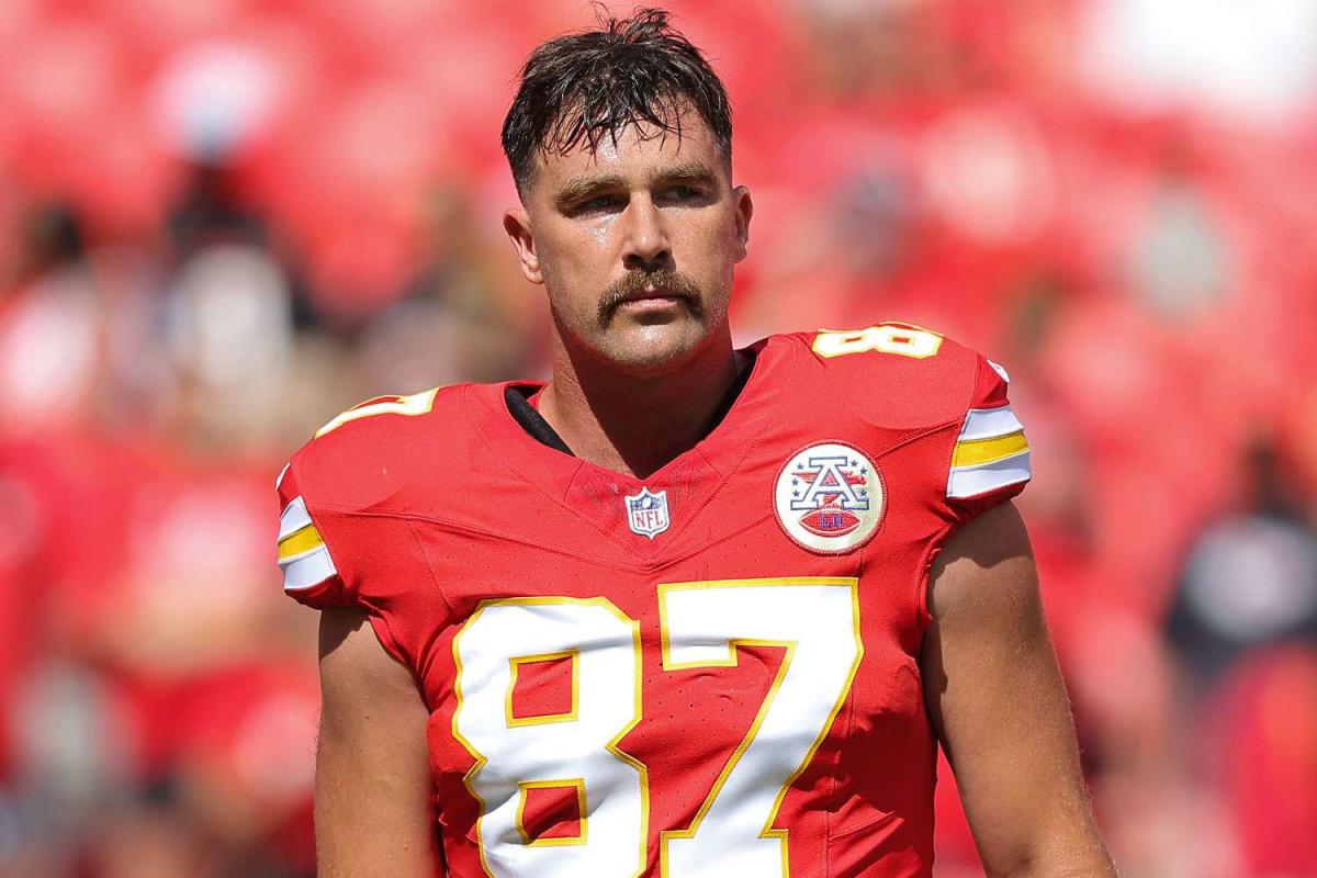 Travis Kelce appears frustrated in viral clip after his third slow game in a row