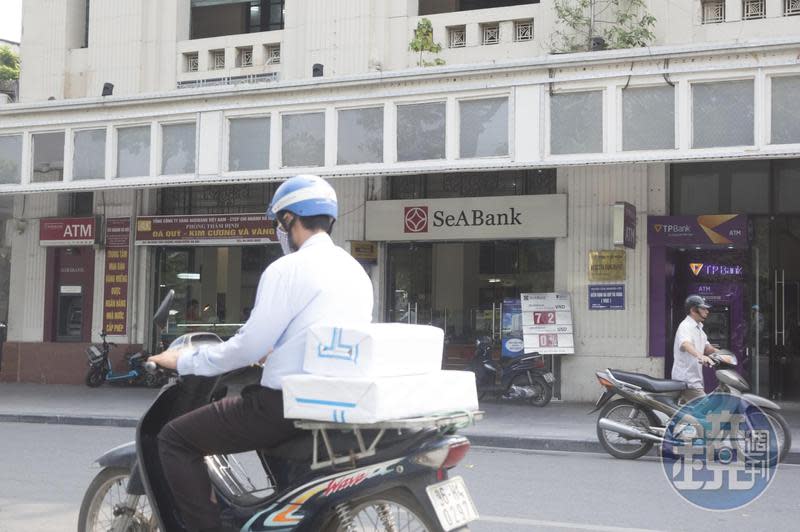 越南疫情持續升溫，外交部表示已透過註台代表轉達關切，並安排台商僑民優先接種疫苗，也獲越南政府同意。圖為越南街景。（本刊資料照）