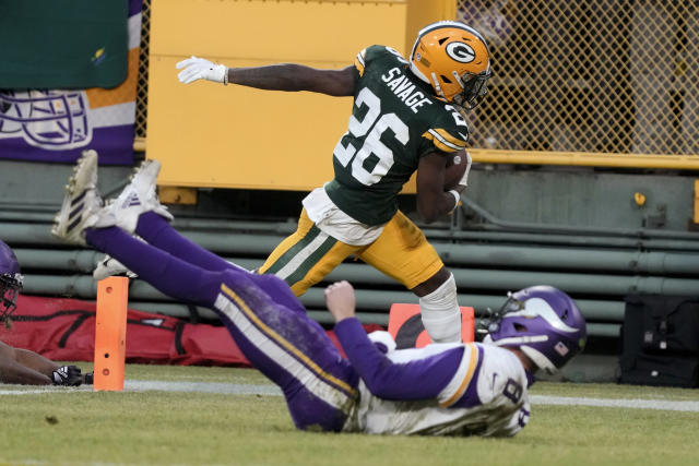 Packers Cruise Past Vikings in N.F.C. Wild-Card Game - The New