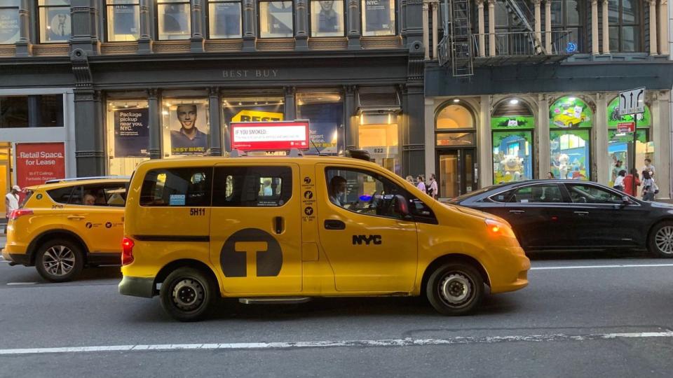 TLC投票決定，將計程車費用漲價23%，這將是紐約市計程車十年來首次漲價。(記者和釗宇／攝影)