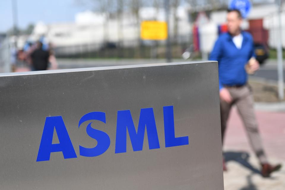 比較好彩嘅市場，例如台股，會有台積電（TSM）及聯電（UMC）代表成個台股，荷蘭都有ASML（ASML），中國都有阿里巴巴（BABA）等。