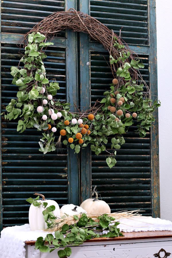 Natural Grapevine Wreath