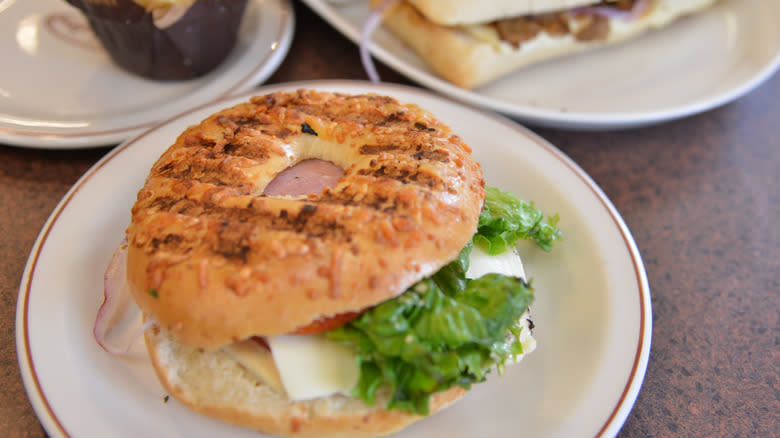 tim hortons bagel sandwich