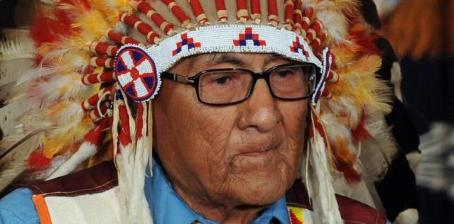 Joseph Medicine Crow Acclaimed Native American Historian Dead At 102 