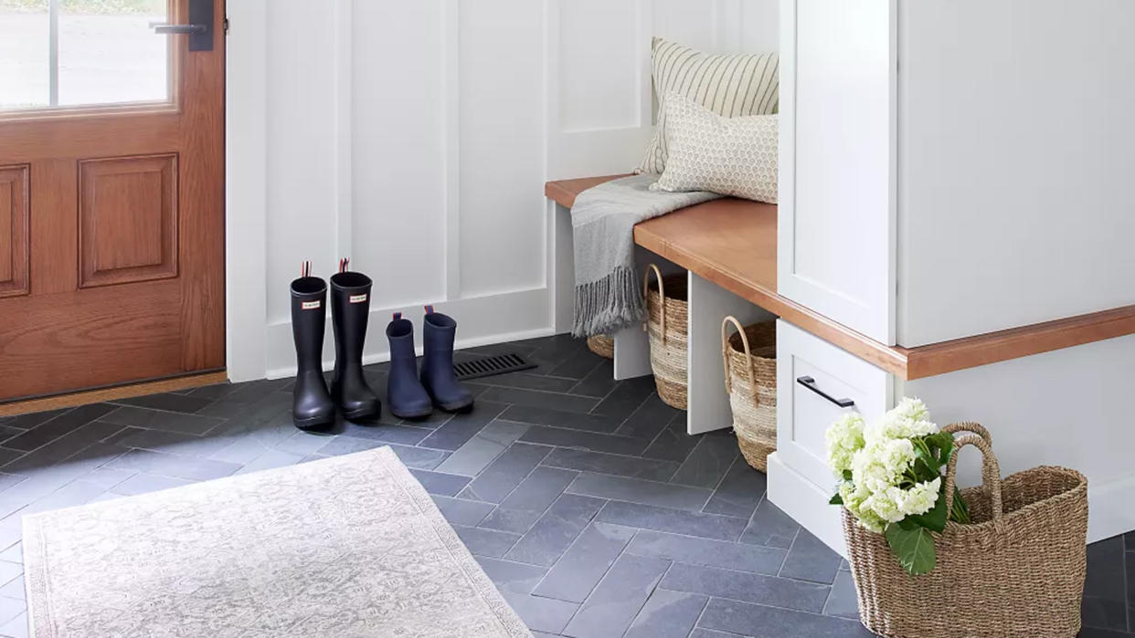  An entryway mudroom design. 