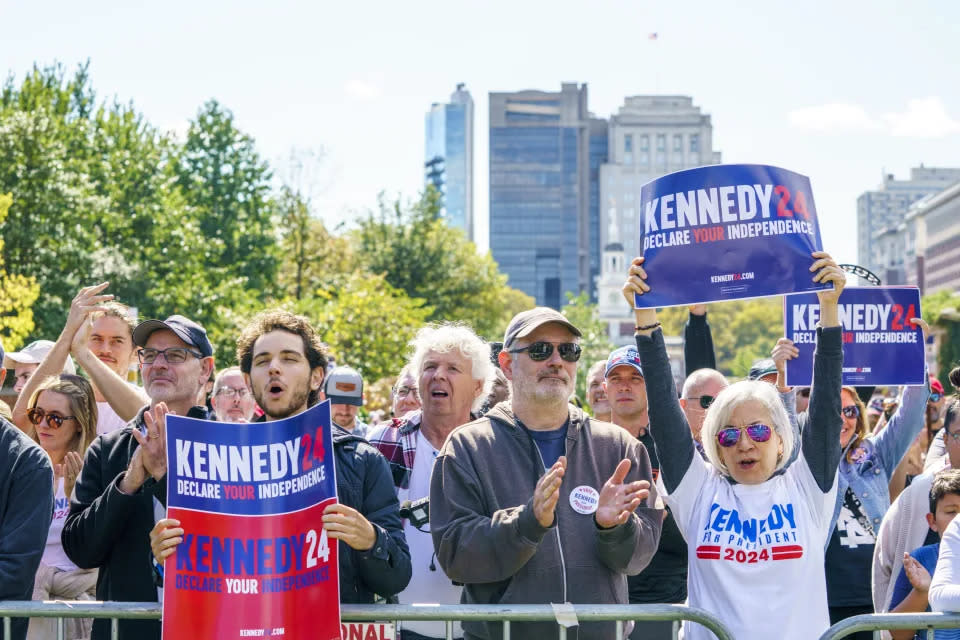 RFK Jr. anunció su campaña el 9 de octubre en Filadelfia. (Jessica Kourkounis/Getty Images) (Getty Images)