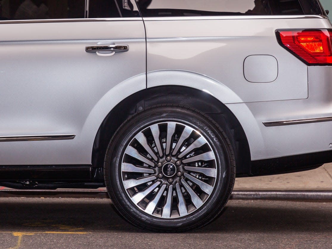 Lincoln Navigator