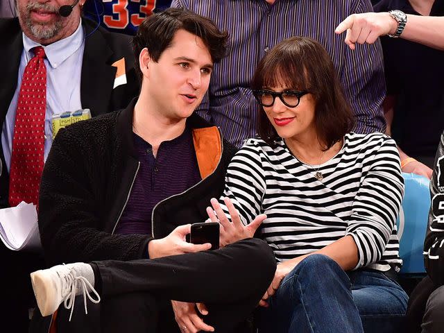 James Devaney/GC Images Ezra Koenig and Rashida Jones attend New York Knicks vs Charlotte Hornets game at Madison Square Garden in November 2016 in New York City.