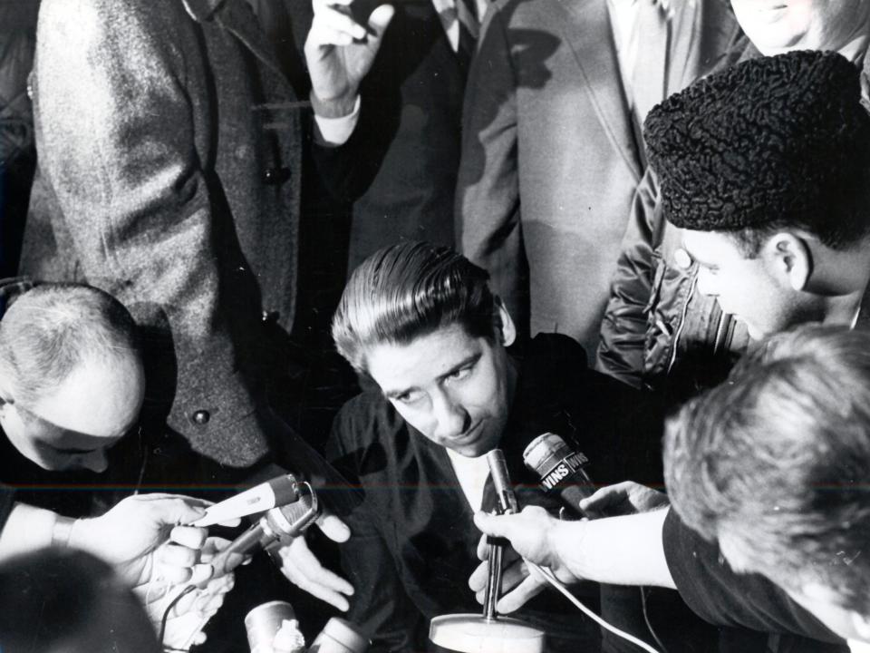 Albert DeSalvo was surrounded by the press in 1967.