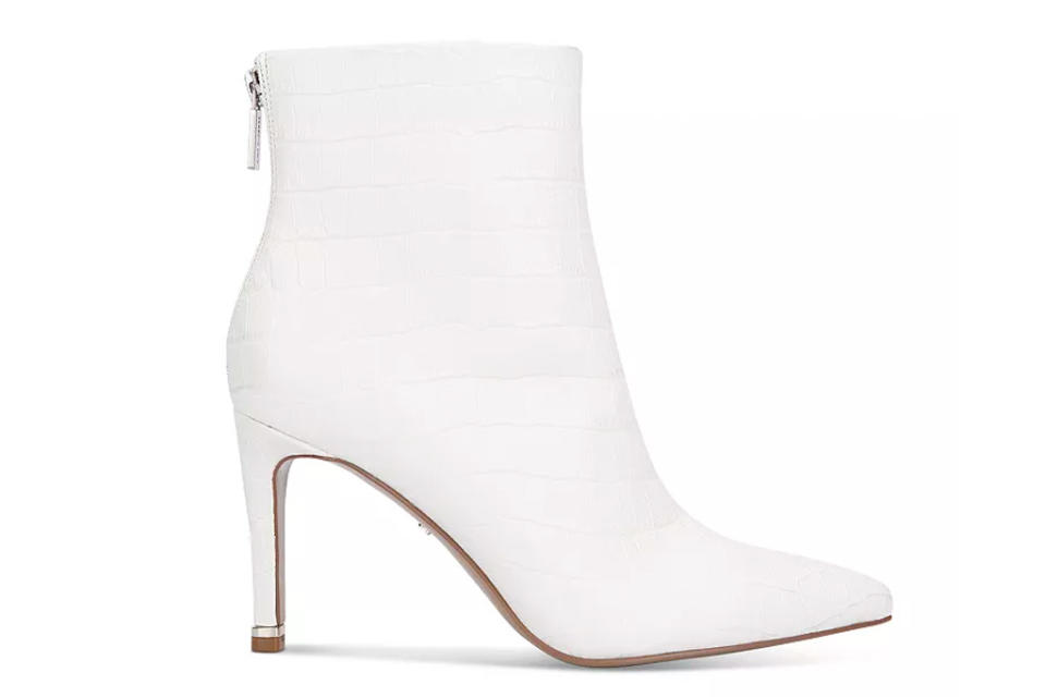white booties, boots, heels, stiletto, kenneth cole