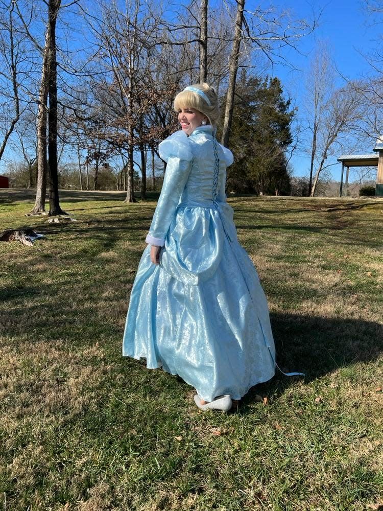 Mandy Dunbar as Cinderella for a birthday party in Knoxville Saturday, Jan. 8, 2022.