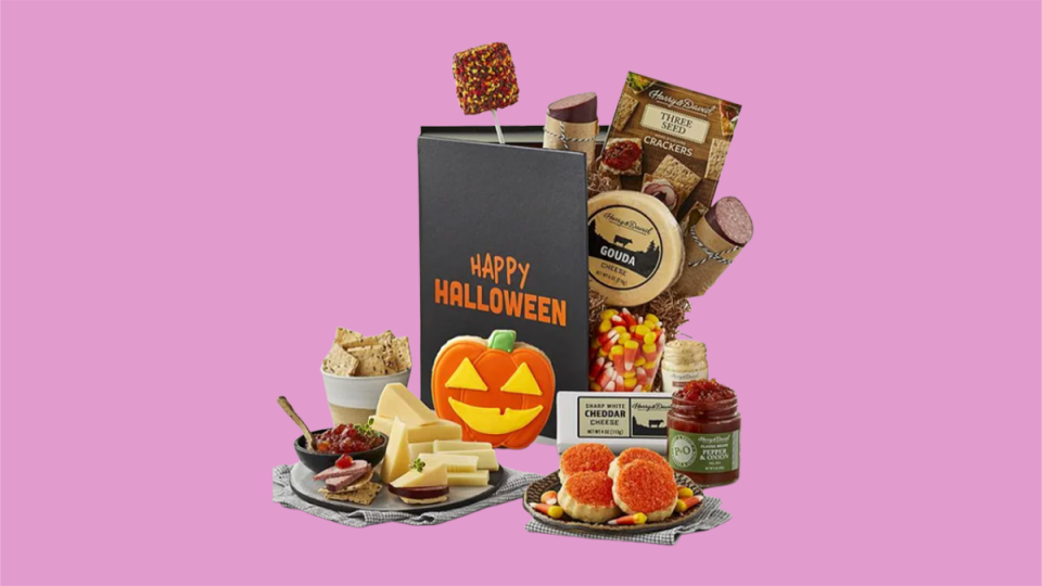 Best Halloween gifts and gift baskets: Harry & David gift box