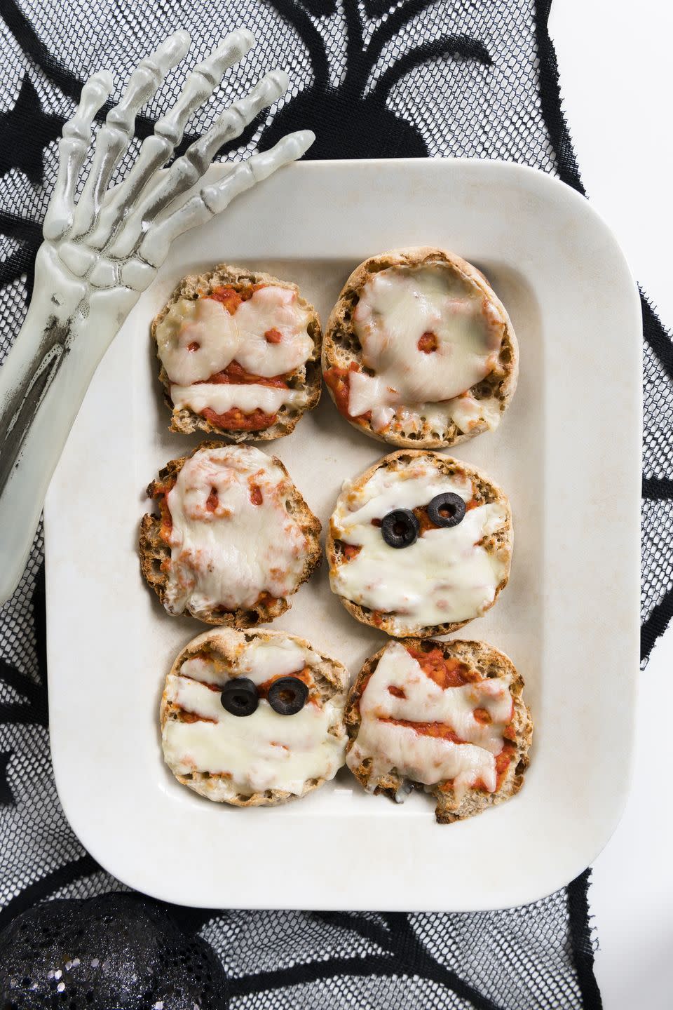 6) Homemade English Muffin Pizzas