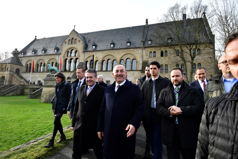 German Foreign Minister Sigmar Gabriel and his Turkish counterpart Mevlut Cavusoglu held fence-mending talks last week