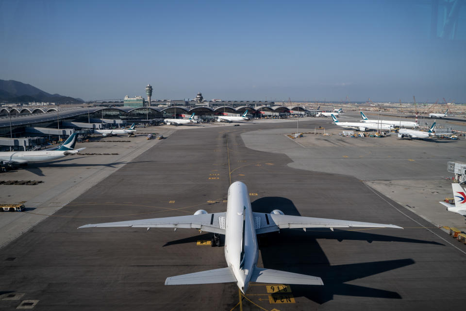 After 26 years, the marathon will be held again on the airport runway. It will be held on November 17. The quota is about 12,000. The open registration lottery will be held on September 23-27.