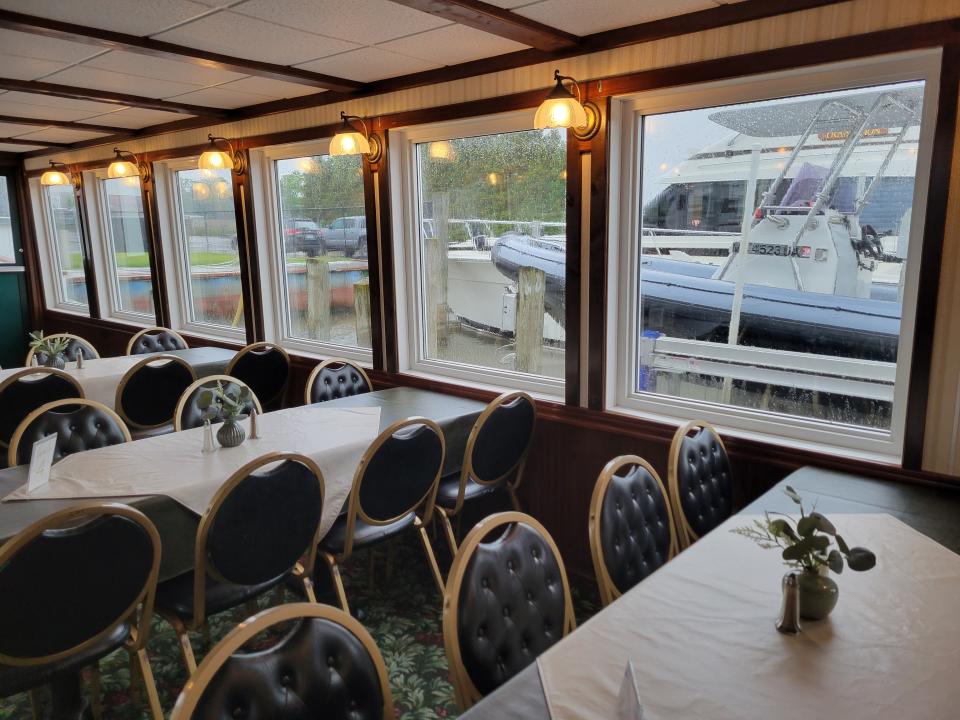 The Holland Princess is best known for barbecue chicken with salad, baked potatoes or potato salad, and dessert. Dinner cruises are $65 per adult and $35 per child.
