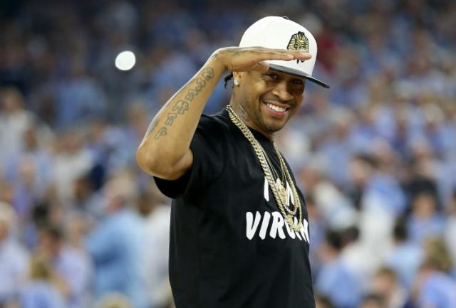 Philadelphia 76ers - Outfit on point for Allen Iverson's Naismith