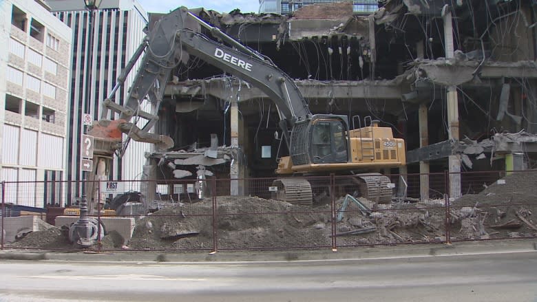 Downtown road closures extended as work continues for new 16-storey building