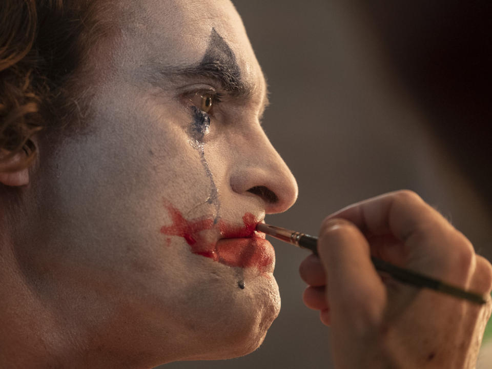 Joaquin Phoenix spielt den "Joker" (Bild: Niko Tavernise / © 2019 Warner Bros. Entertainment Inc. All Rights Reserved)