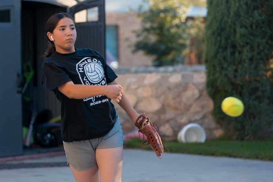 Ayana works through warm-up drills with her mom Janice Aguilar-Jaramillo at their El Paso home on Tuesday, Sept. 28, 2022. Aguilar-Jaramillo is an El Paso student counselor.