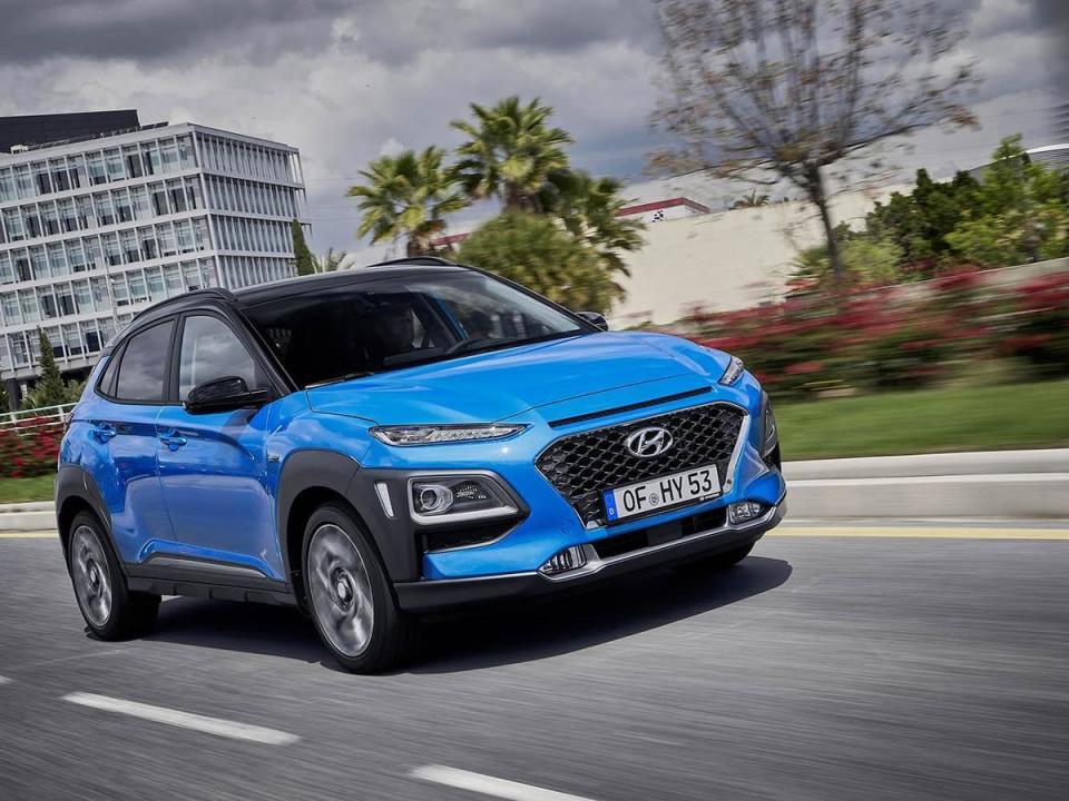 HYUNDAI Kona