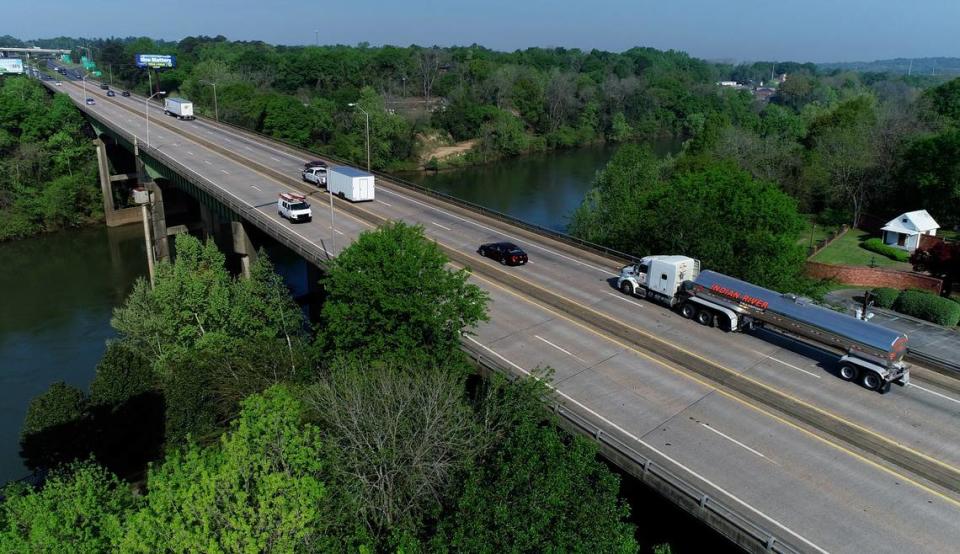 The James E. Oglethorpe Memorial Bridge spans the Chattahoochee River, connecting Columbus, Georgia and Phenix City, Alabama. 04/07/2021 Mike Haskey/mhaskey@ledger-enquirer.com