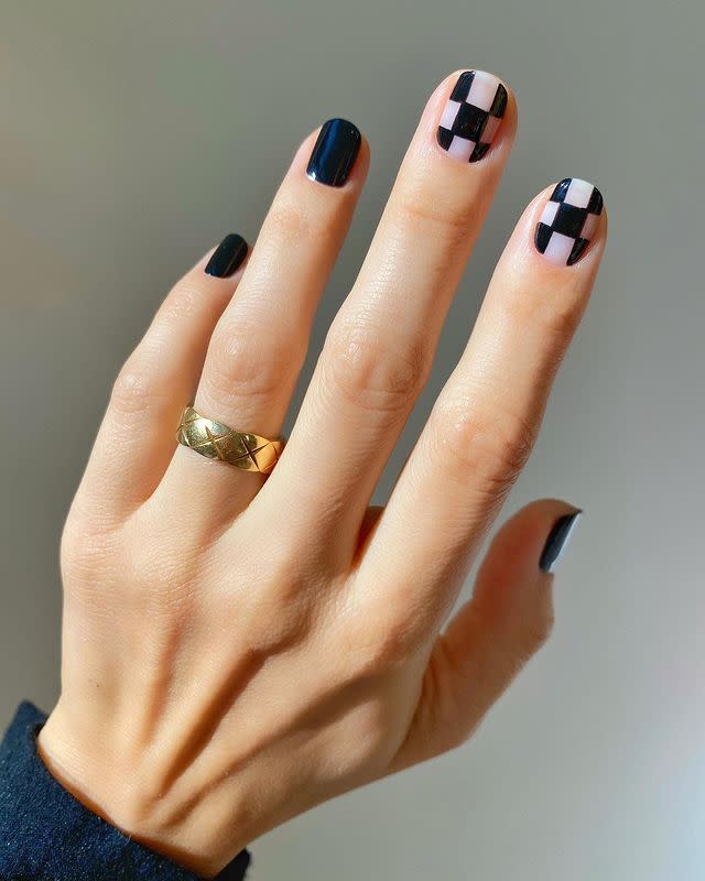 <p>Not quite white, <strong>this cloudy, sheer color gives the checkerboard design on <a href="https://www.cosmopolitan.com/style-beauty/beauty/g34319849/round-nail-design-ideas/" rel="nofollow noopener" target="_blank" data-ylk="slk:round nails;elm:context_link;itc:0;sec:content-canvas" class="link ">round nails</a> </strong><strong>a softer look</strong> that doesn't scream (screamo?) Vans Warped Tour '08.</p><p><a href="https://www.instagram.com/p/CHGMhxvjTpf/?utm_source=ig_embed&utm_campaign=loading" rel="nofollow noopener" target="_blank" data-ylk="slk:See the original post on Instagram;elm:context_link;itc:0;sec:content-canvas" class="link ">See the original post on Instagram</a></p>