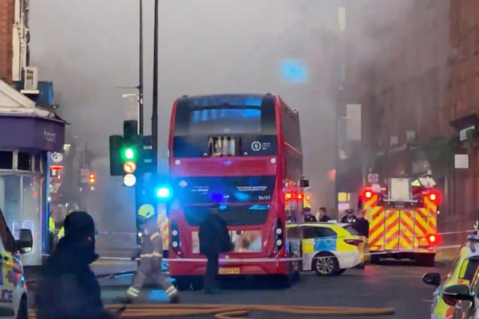Witnesses described the dramatic scenes after the blaze broke out Wimbledon Hill Road shortly after 7.20am (Bean2k22/Twitter)