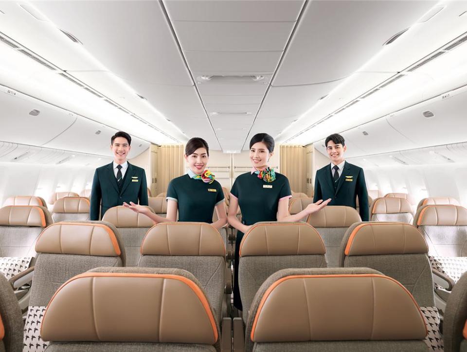 長榮航空再度榮獲Travel ＋ Leisure肯定 蟬聯2024全球最佳國際線航空公司第10名。（長榮提供）