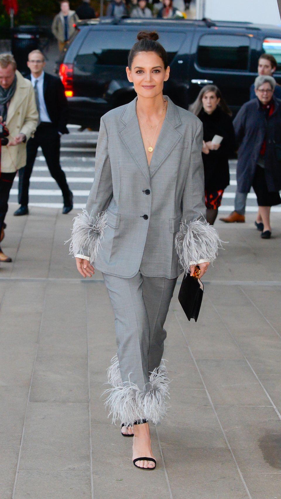 The grey feathered suit