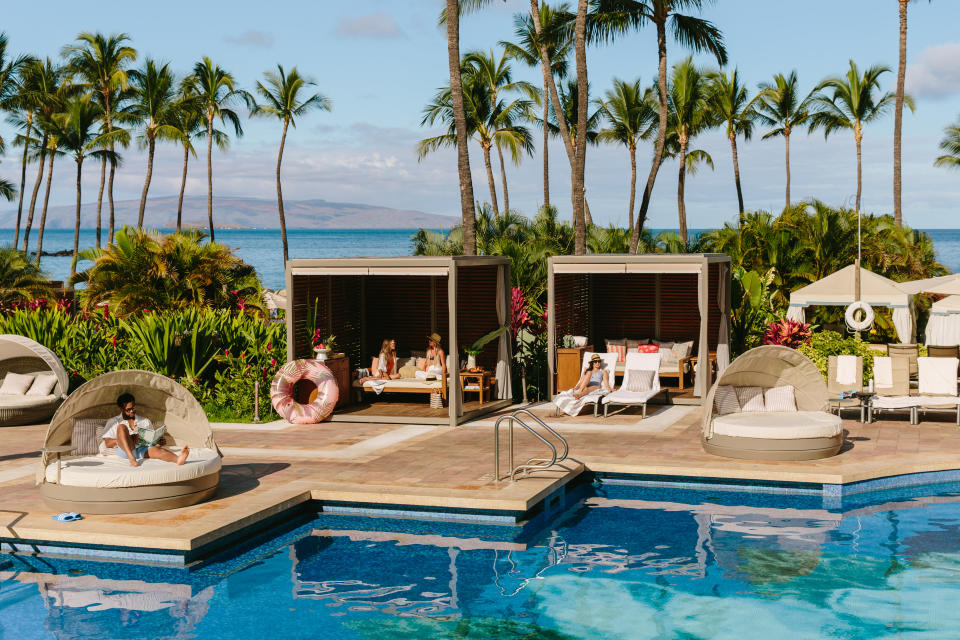 Grand Wailea - Waldorf Astoria Resort - Pool Cabanas