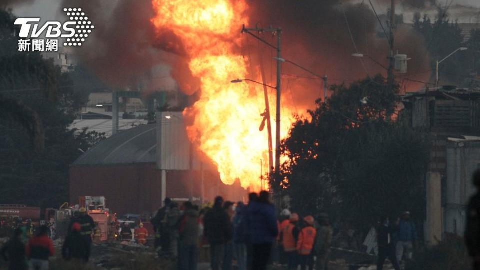 爆炸前墨西哥政府緊急撤離2000多位居民。（圖／達志影像美聯社）