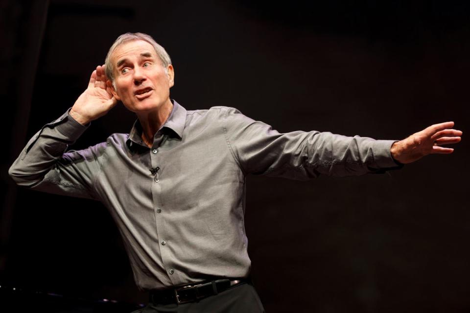 Jim Dale on stage in 2014 (Reuters/Joan Marcus)