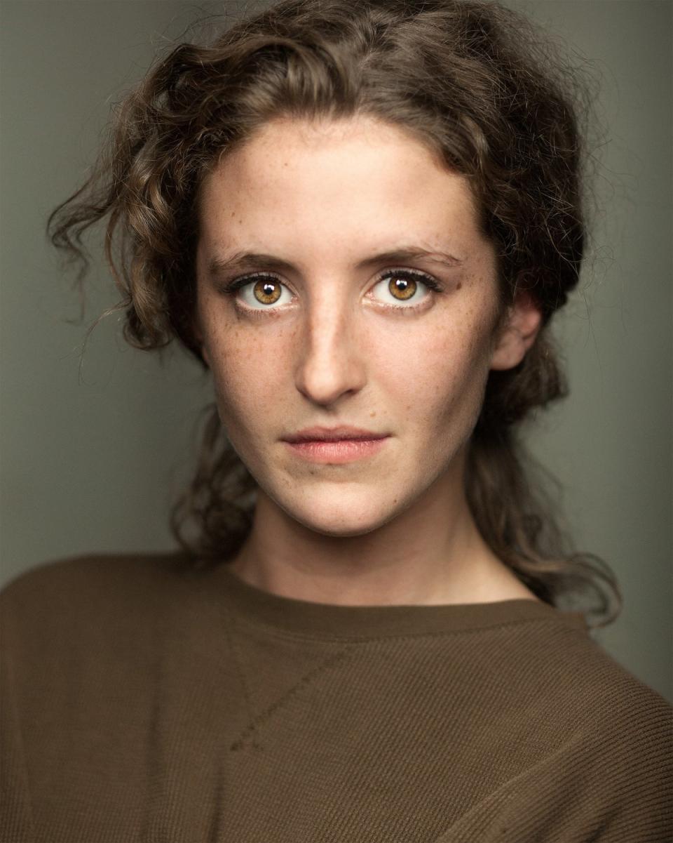 Louisa Harland stars as Nell (Wolf Marloh)